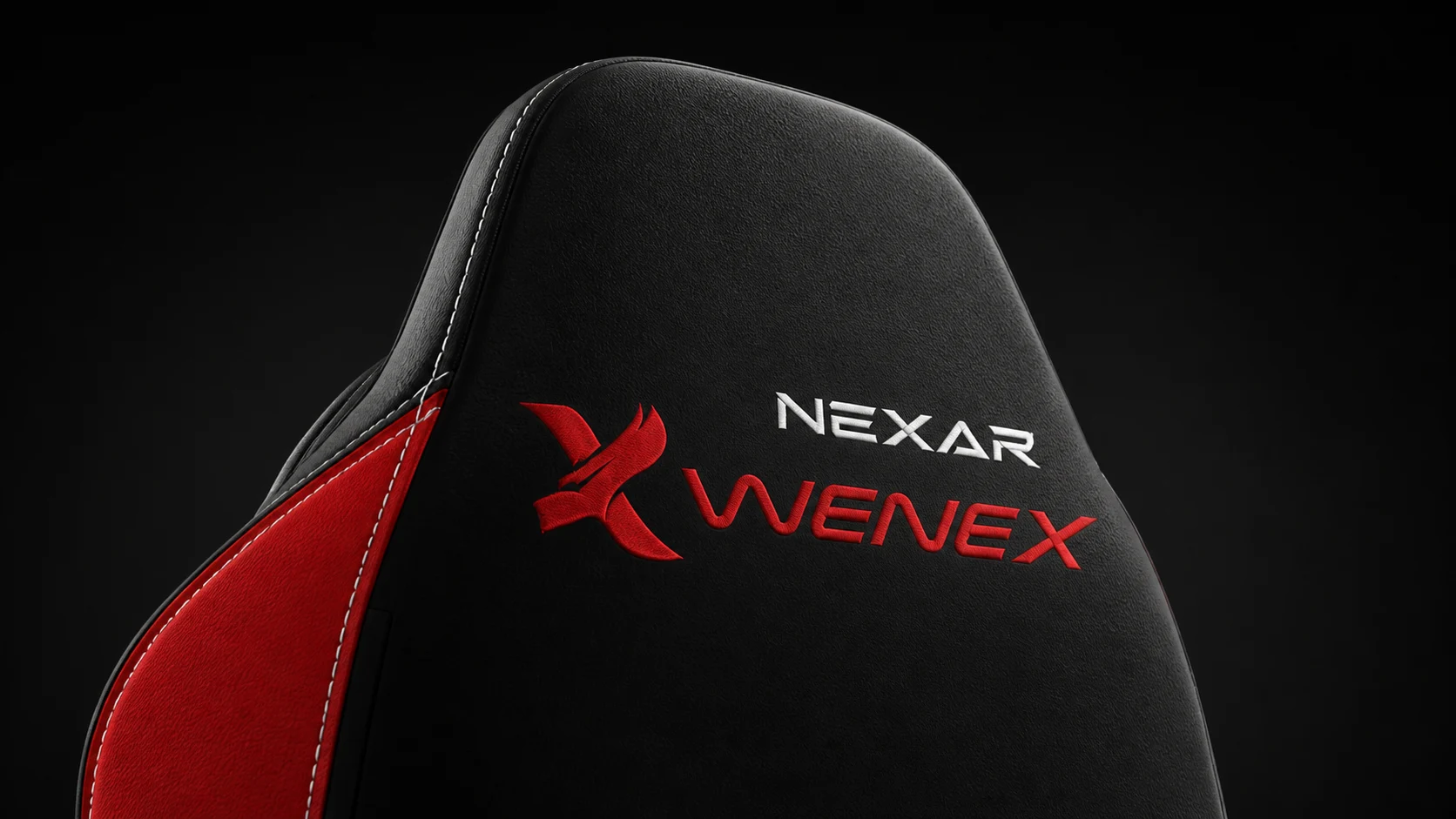 التاج الخلفي بلون Inferno Red: كلمة NEXAR مطرزة بالأبيض فوق شعار WENEX القرمزي بالكامل